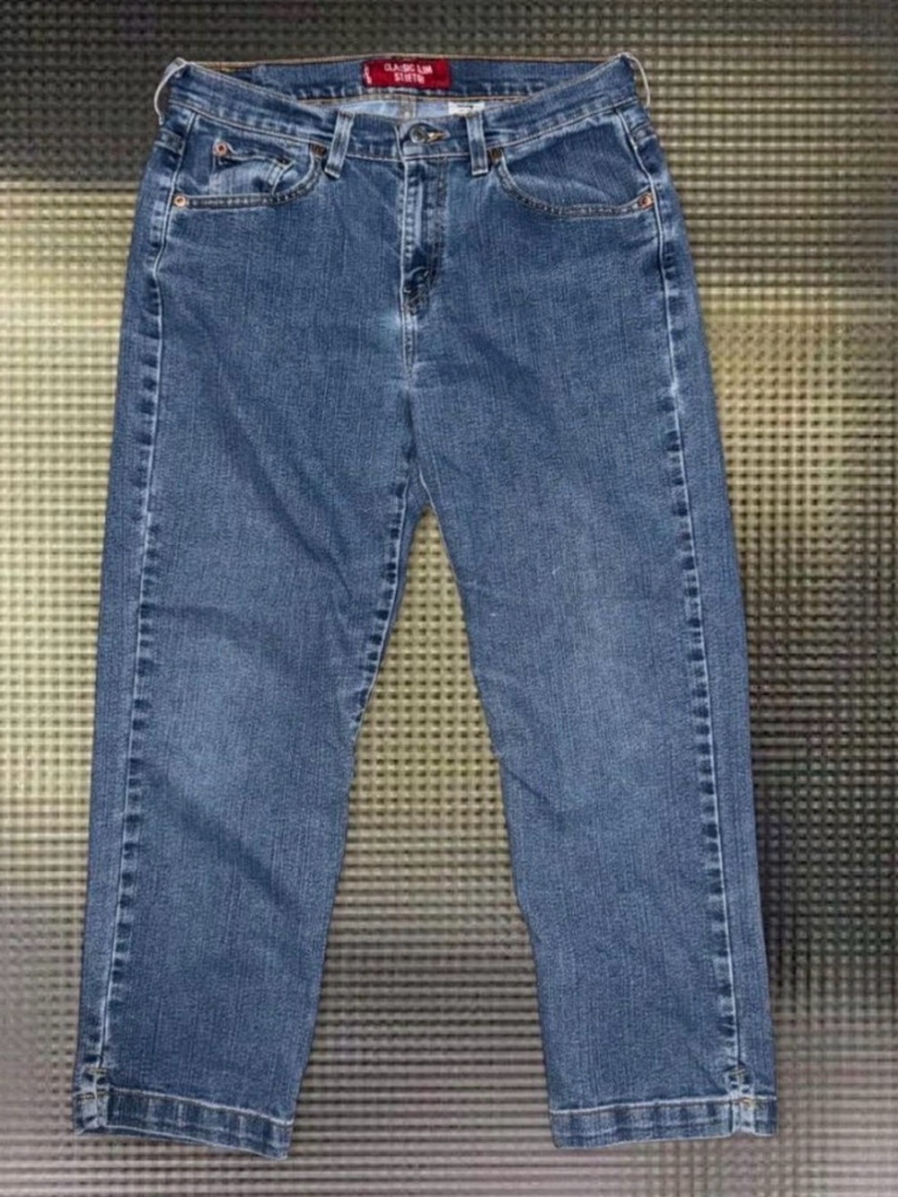 1990s Levi's Women’s Straight Leg Jeans in Medium Blue Denim